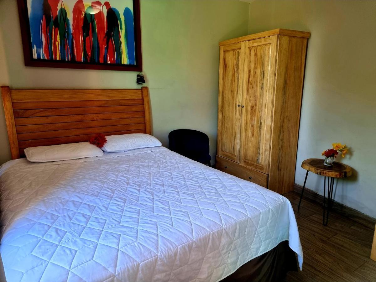 Hotel Los Mangos El Salvador El Cuco Bagian luar foto